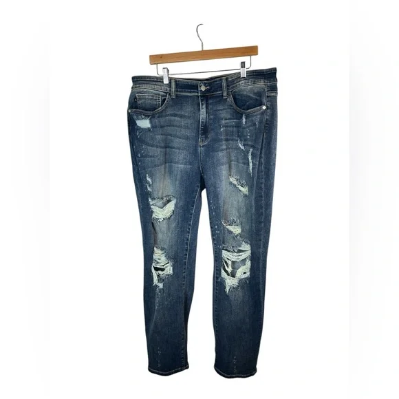 Judy Blue boyfriend fit distressed blue Jeans size 20W stretch comfort casual - Picture 1 of 6